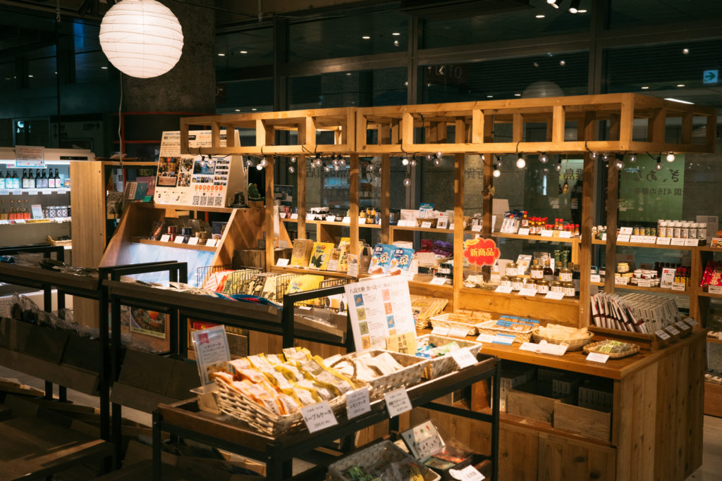 離島百貨店の店内